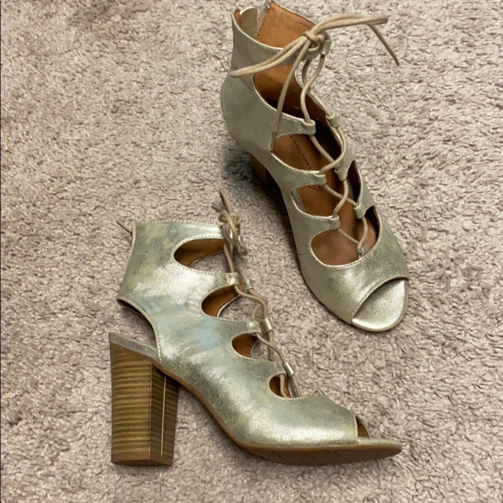 Gold Chunky Heels